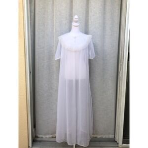Vintage Vanity Fair romantic white sheer nylon tricot lingerie robe